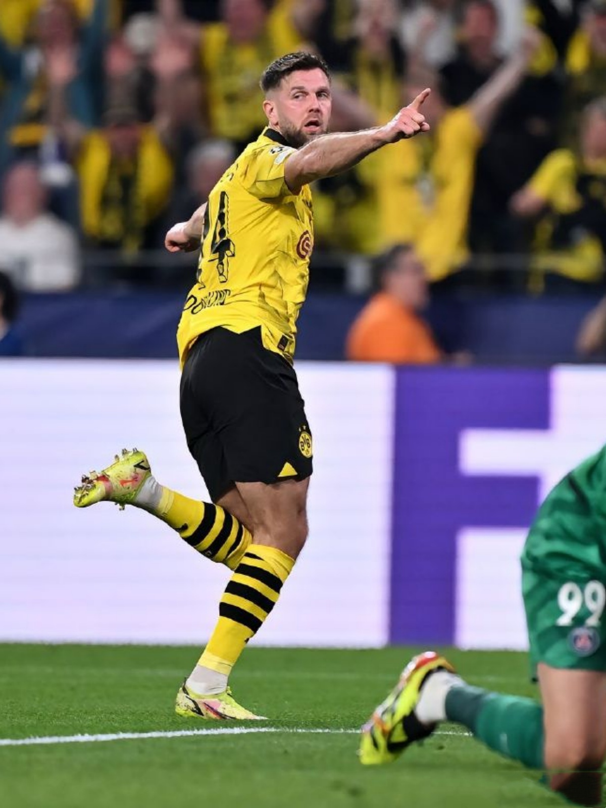 开云体育APP下载-多特蒙德球员的精彩表现引发关注